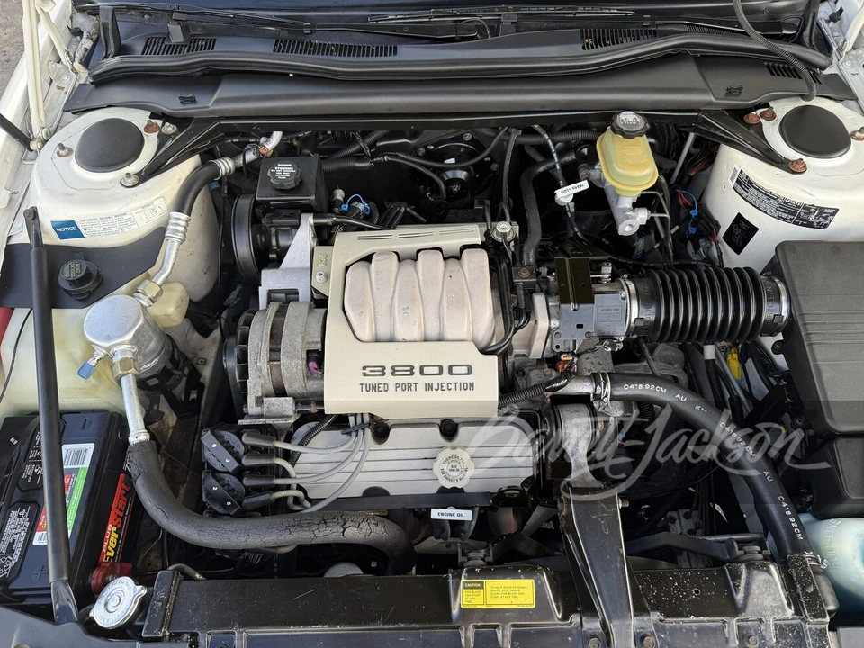 1992 Buick Riviera 4th-7th Gen - Image 12 of 19