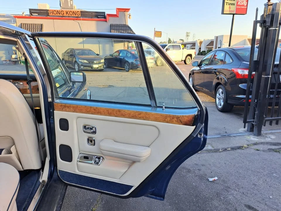 1992 Bentley Mulsanne 1st Gen - Image 15 of 19