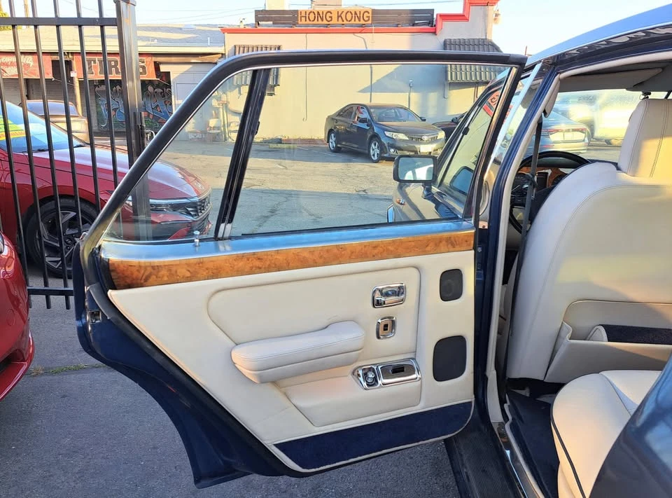 1992 Bentley Mulsanne 1st Gen - Image 8 of 18