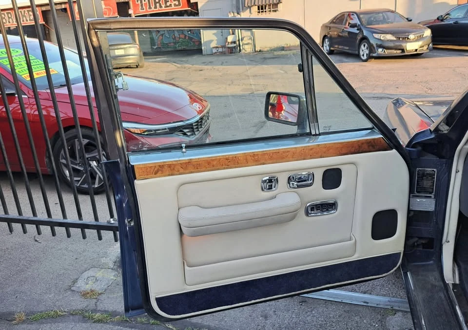 1992 Bentley Mulsanne 1st Gen - Image 3 of 18