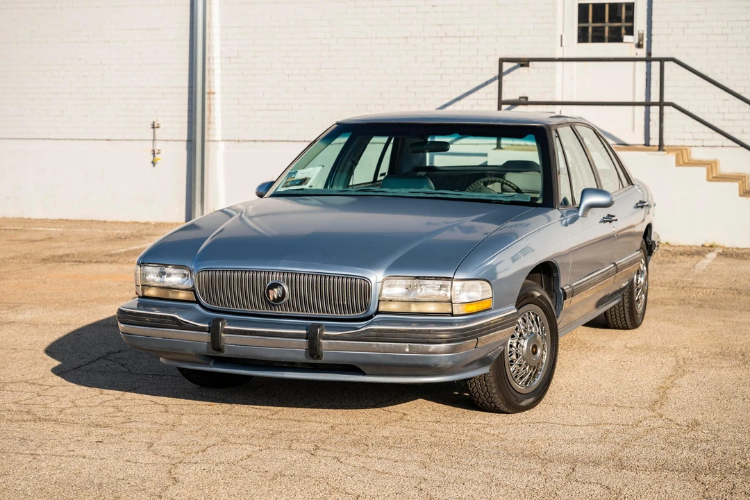 1992 Buick LeSabre - Image 6 of 31