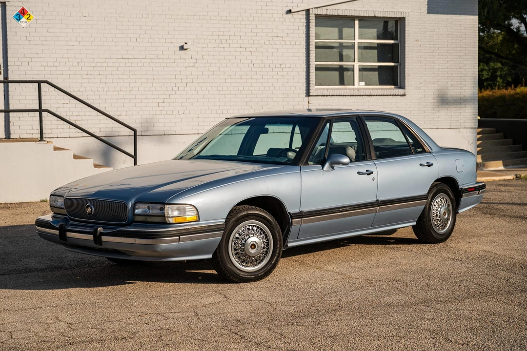 1992 Buick LeSabre - Image 3 of 31