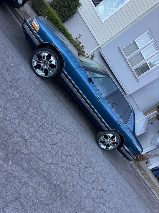 1992 Buick Park Avenue - Image 2 of 5