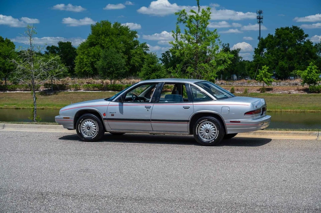 1992 Buick Regal - Image 21 of 21