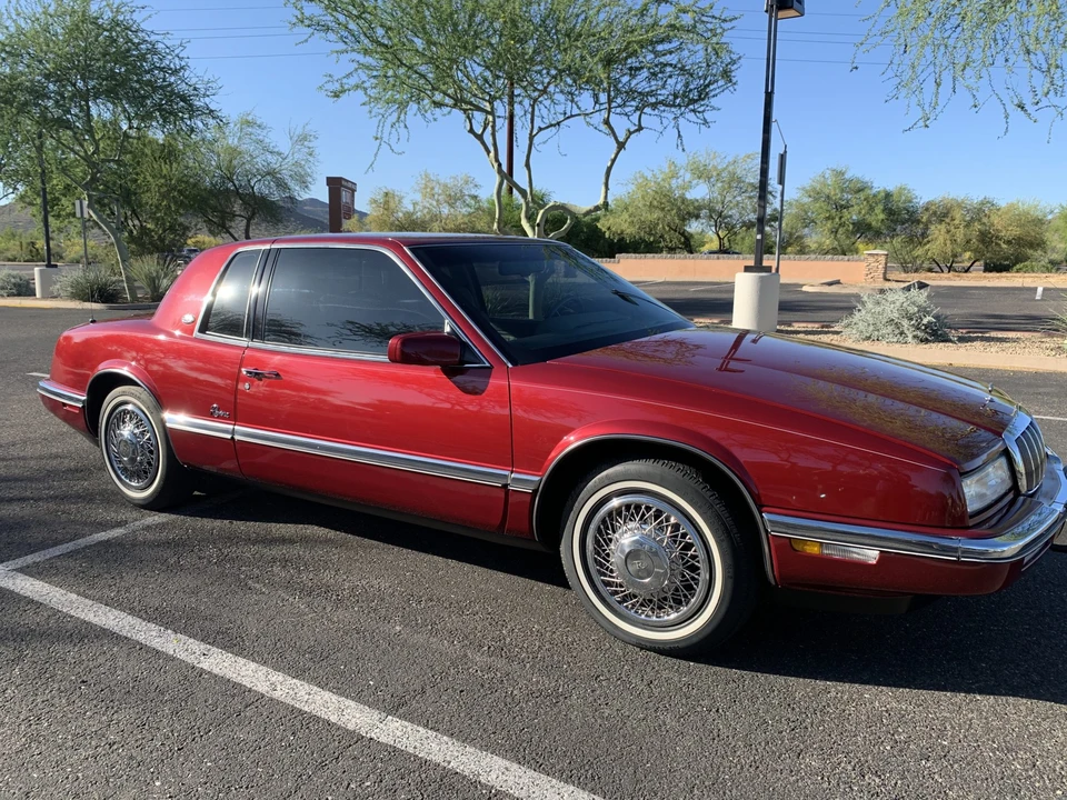 1992 Buick Riviera 4th-7th Gen - Image 3 of 31