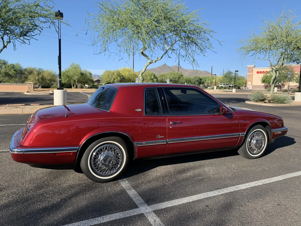 1992 Buick Riviera 4th-7th Gen - Image 4 of 31