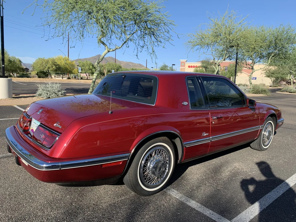 1992 Buick Riviera 4th-7th Gen - Image 5 of 31