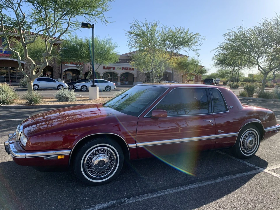 1992 Buick Riviera 4th-7th Gen - Image 12 of 31