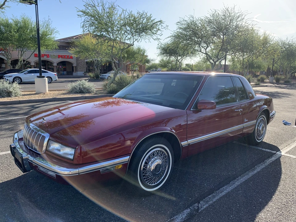 1992 Buick Riviera 4th-7th Gen - Image 13 of 31