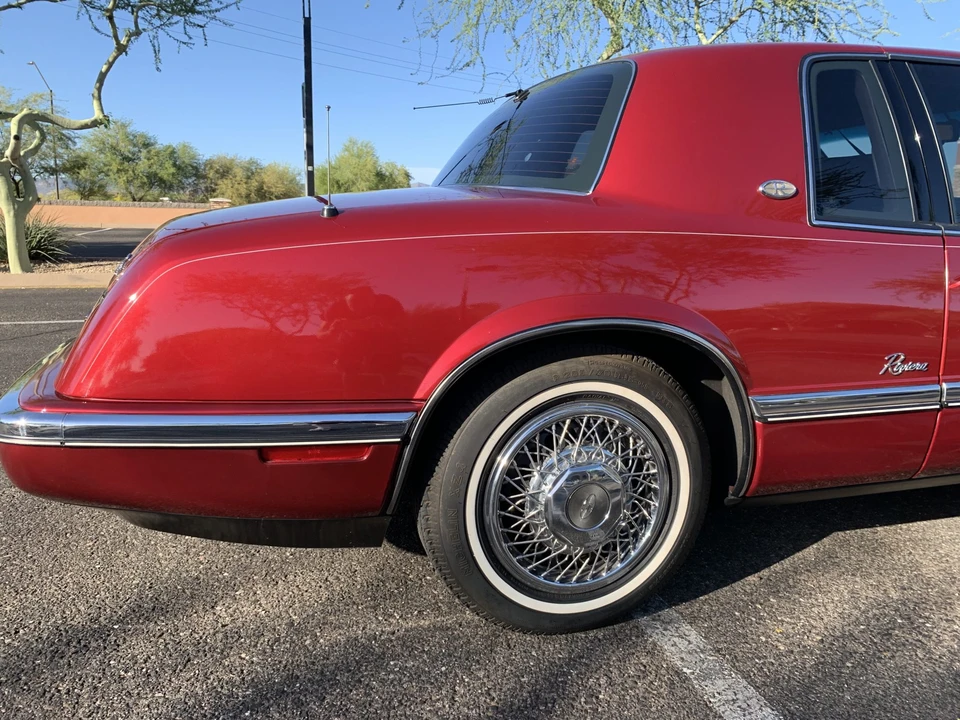 1992 Buick Riviera 4th-7th Gen - Image 21 of 31