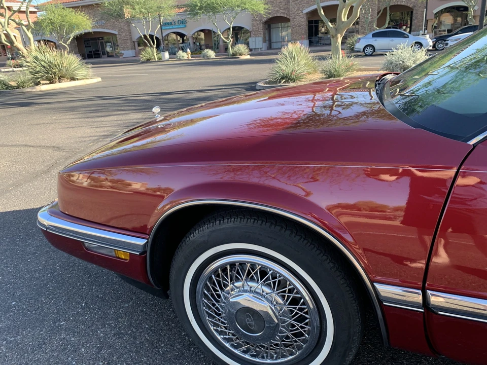 1992 Buick Riviera 4th-7th Gen - Image 30 of 31