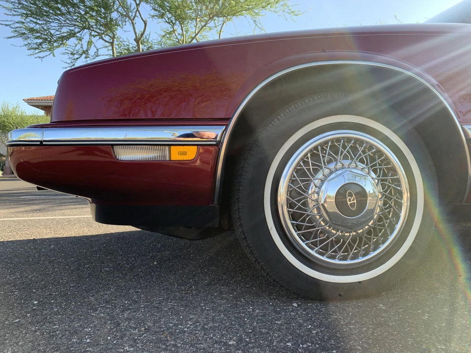 1992 Buick Riviera 4th-7th Gen - Image 29 of 31