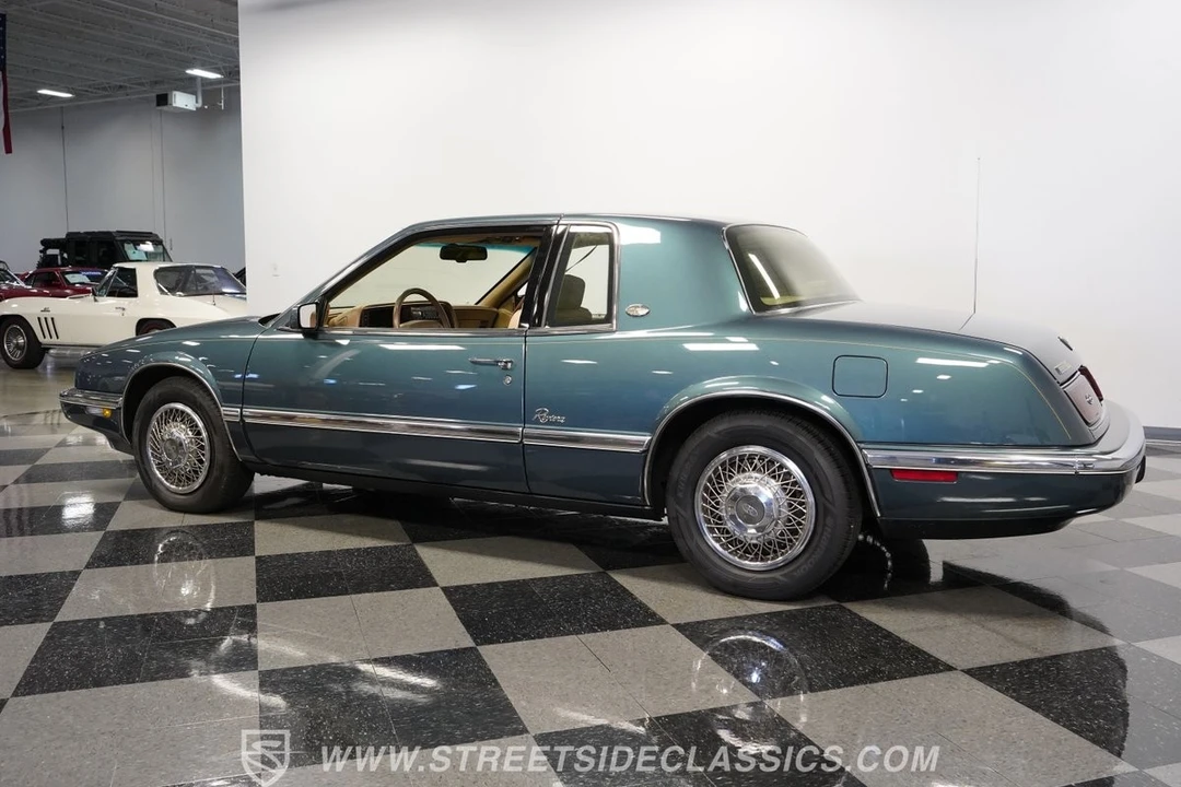 1992 Buick Riviera 4th-7th Gen - Image 8 of 12