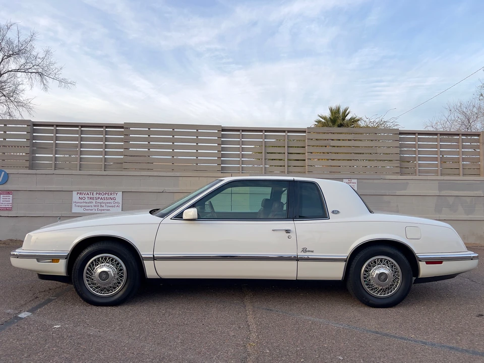 1992 Buick Riviera 4th-7th Gen - Image 2 of 31