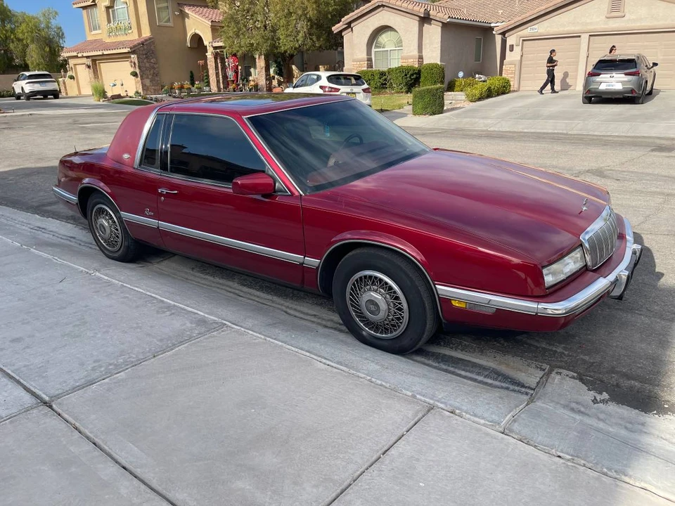1992 Buick Riviera - Image 10 of 20