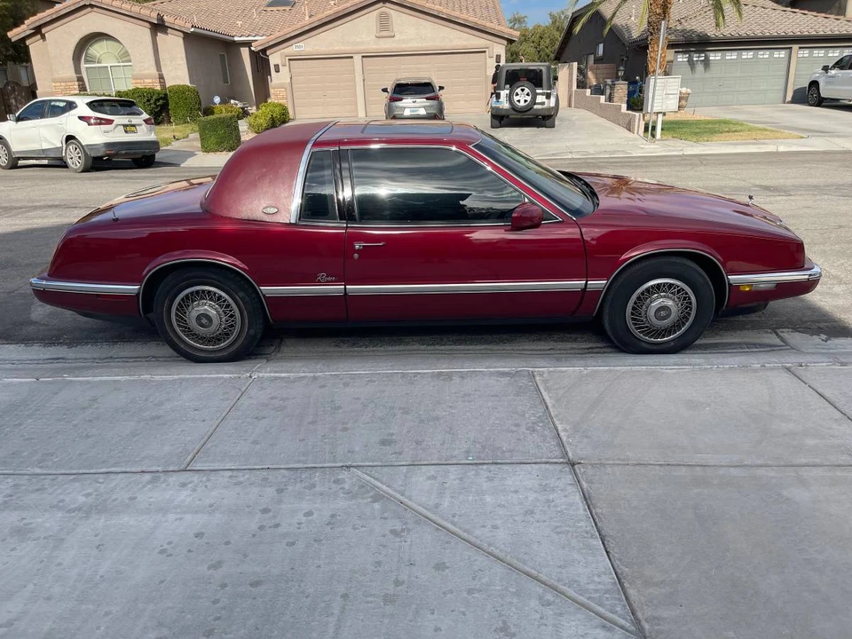 1992 Buick Riviera - Image 13 of 20