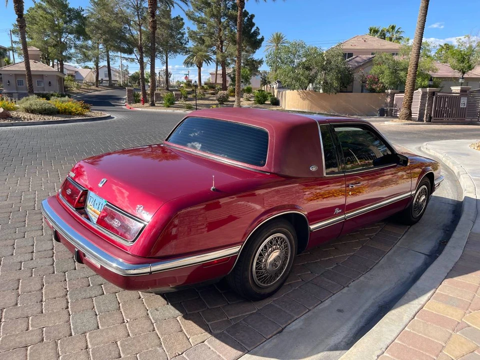 1992 Buick Riviera - Image 5 of 20