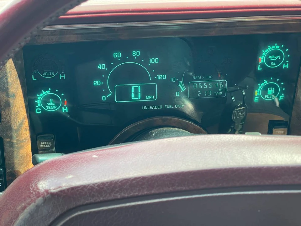 1992 Buick Riviera - Image 17 of 20