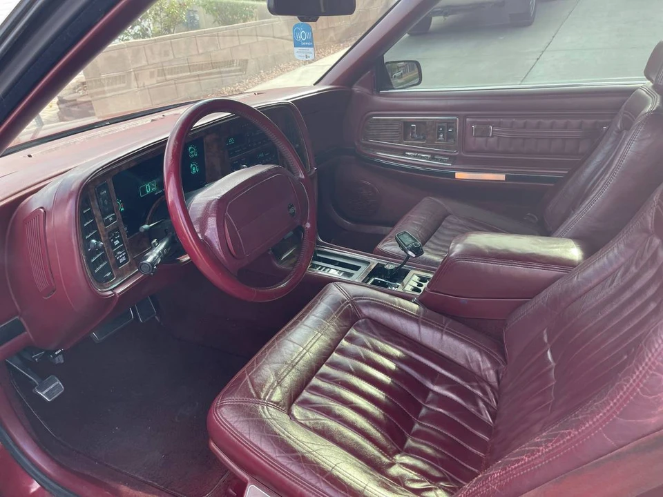 1992 Buick Riviera - Image 15 of 20