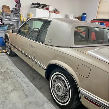 1992 Buick Riviera Coupe 2D