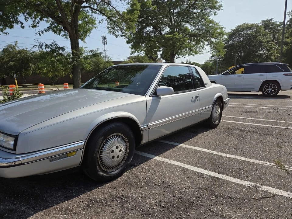 1992 Buick Riviera 4th-7th Gen - Image 7 of 14