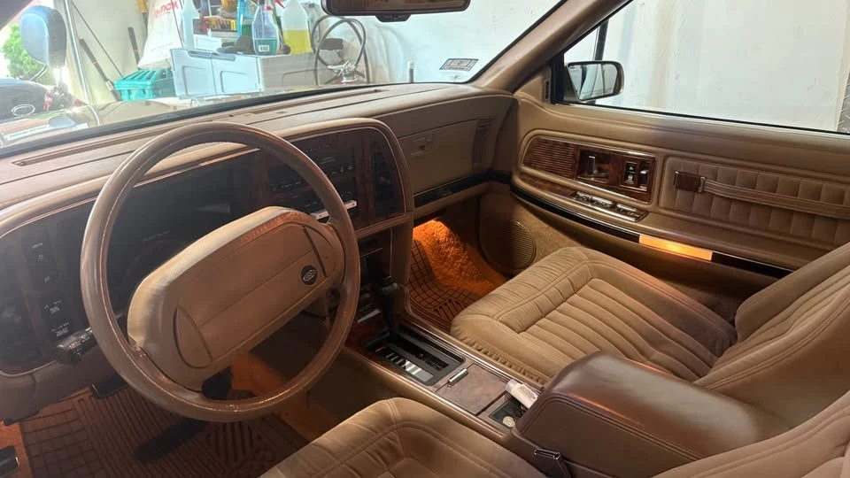 1992 Buick Riviera 4th-7th Gen - Image 7 of 18