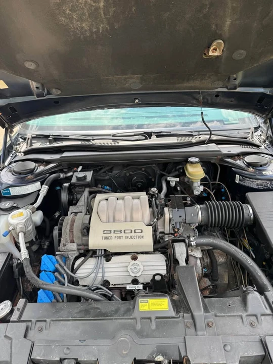 1992 Buick Riviera 4th-7th Gen - Image 8 of 10