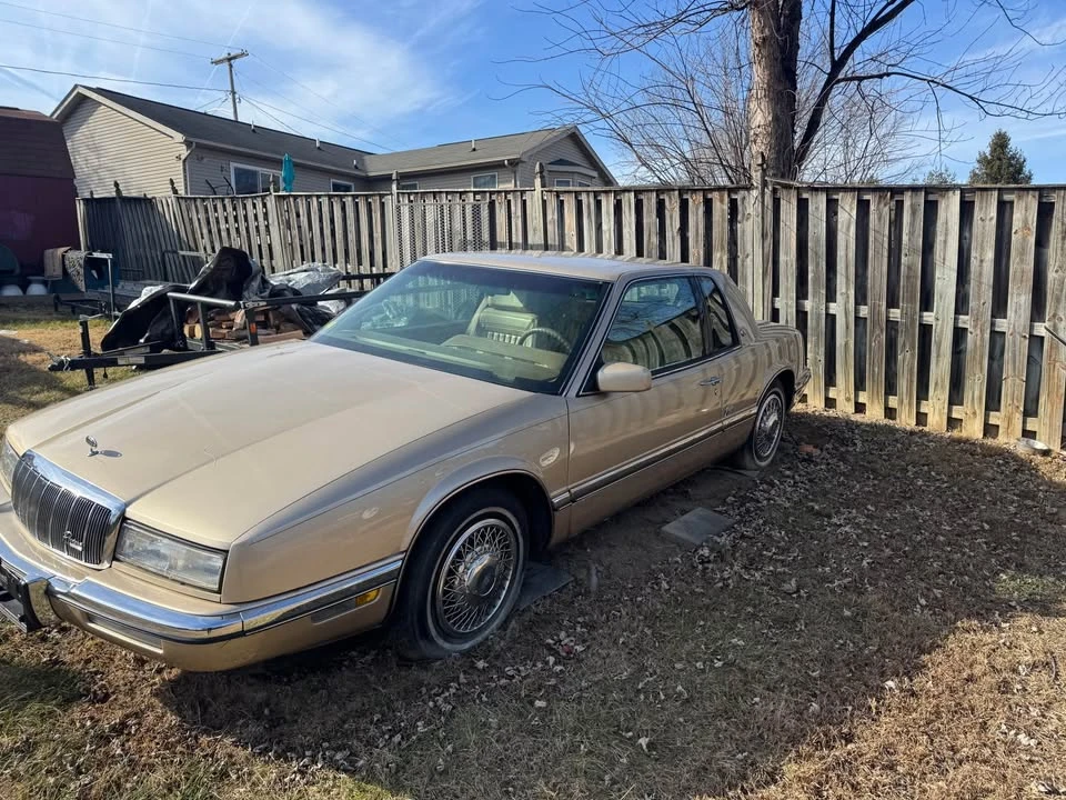1992 Buick Riviera 4th-7th Gen - Image 3 of 5