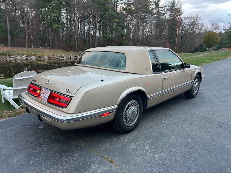 1992 Buick Riviera 4th-7th Gen - Image 14 of 18