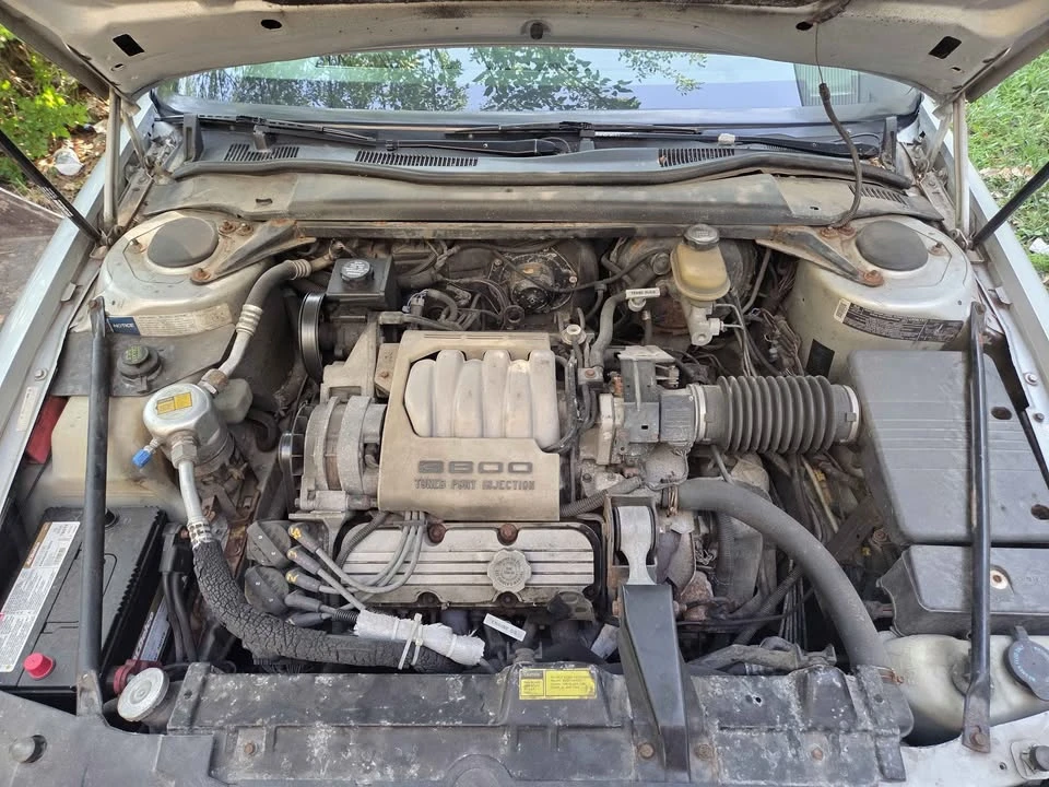 1992 Buick Riviera 4th-7th Gen - Image 7 of 16