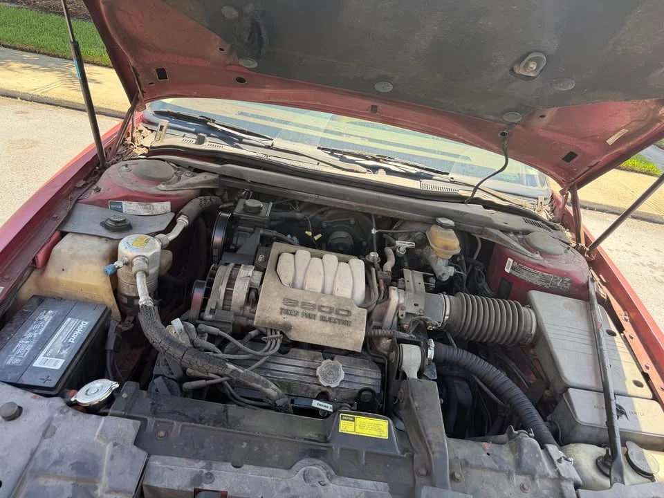 1992 Buick Riviera 4th-7th Gen - Image 11 of 13