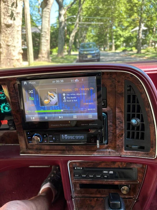 1992 Buick Riviera 4th-7th Gen - Image 3 of 13