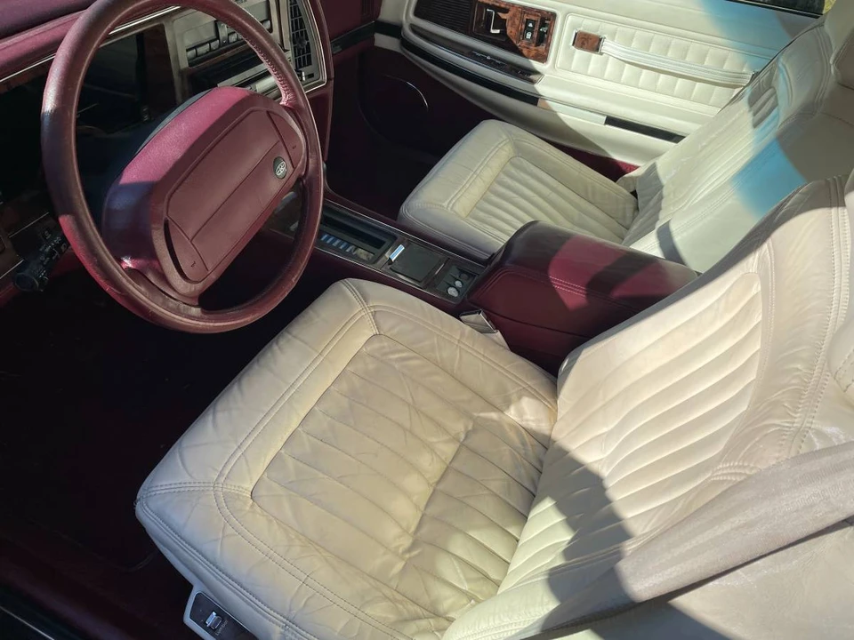 1992 Buick Riviera 4th-7th Gen - Image 11 of 13