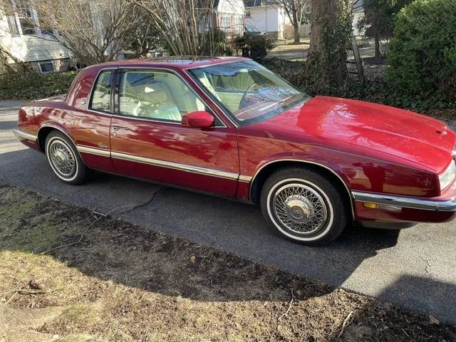 1992 Buick Riviera 4th-7th Gen - Image 10 of 13