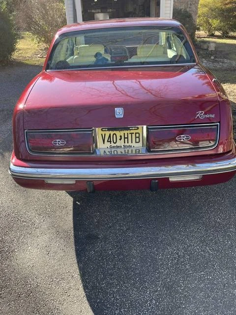1992 Buick Riviera 4th-7th Gen - Image 8 of 13