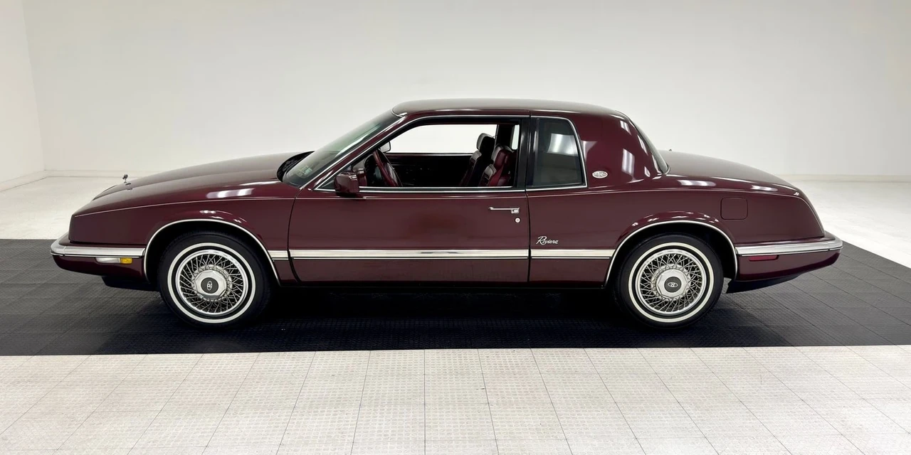 1992 Buick Riviera 4th-7th Gen - Image 2 of 12