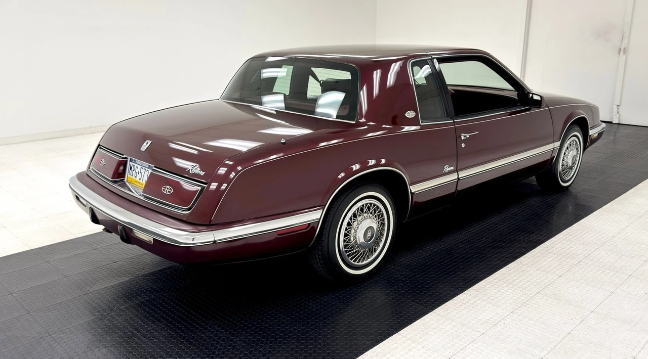 1992 Buick Riviera 4th-7th Gen - Image 5 of 12