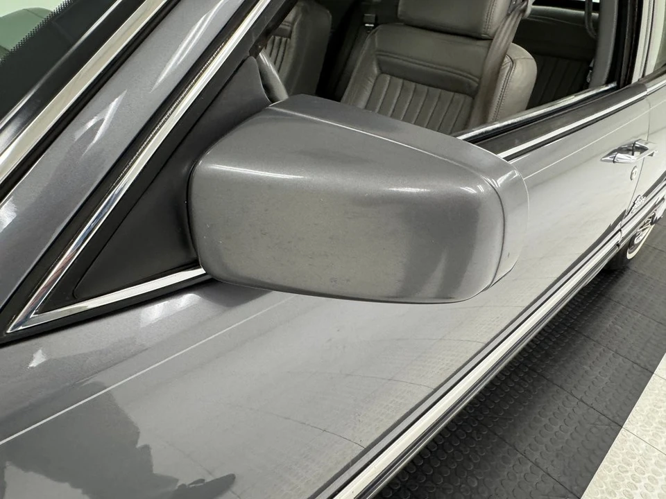 1992 Buick Riviera 4th-7th Gen - Image 16 of 21