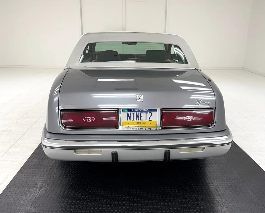 1992 Buick Riviera 4th-7th Gen - Image 4 of 21