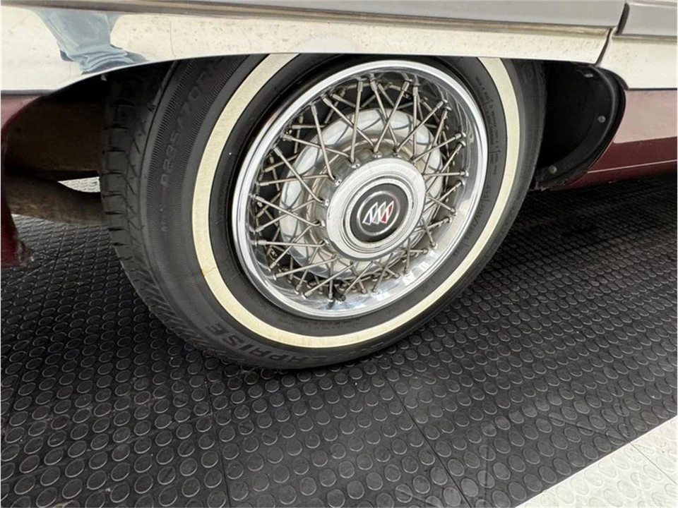 1992 Buick Roadmaster - Image 22 of 31