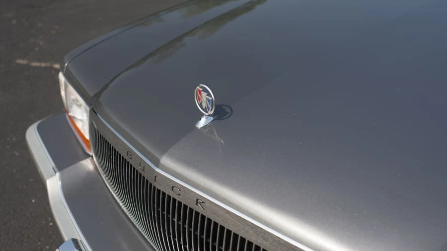 1992 Buick Roadmaster - Image 7 of 13