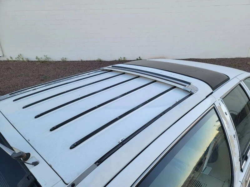 1992 Buick Roadmaster - Image 17 of 21