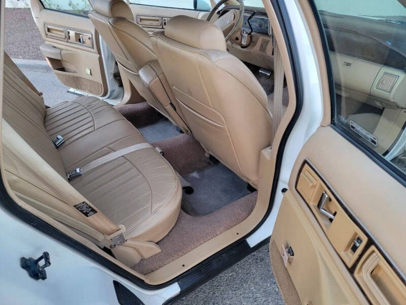 1992 Buick Roadmaster - Image 7 of 21