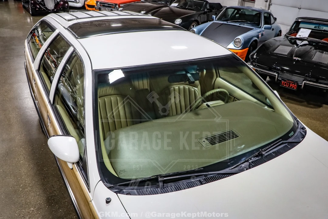 1992 Buick Roadmaster - Image 16 of 21