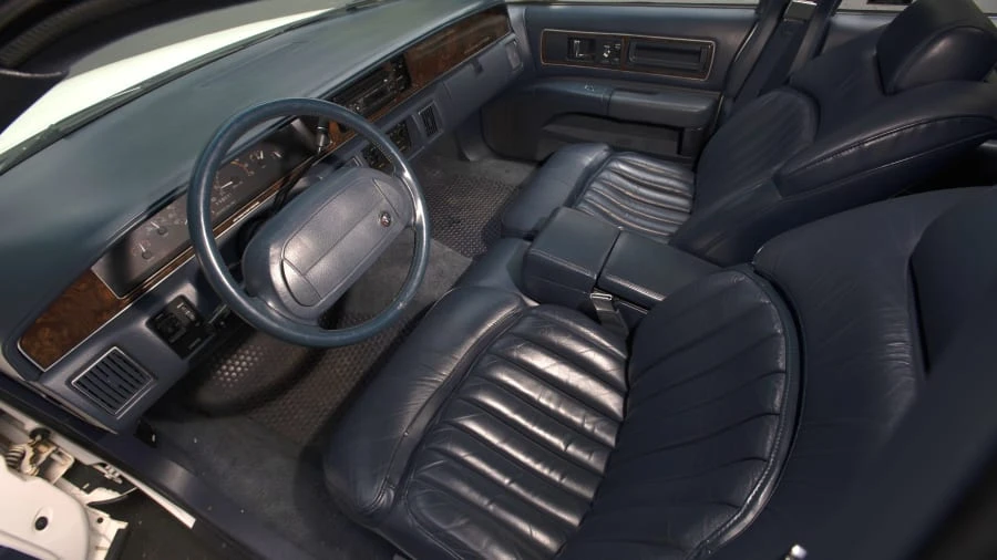 1992 Buick Roadmaster - Image 4 of 29