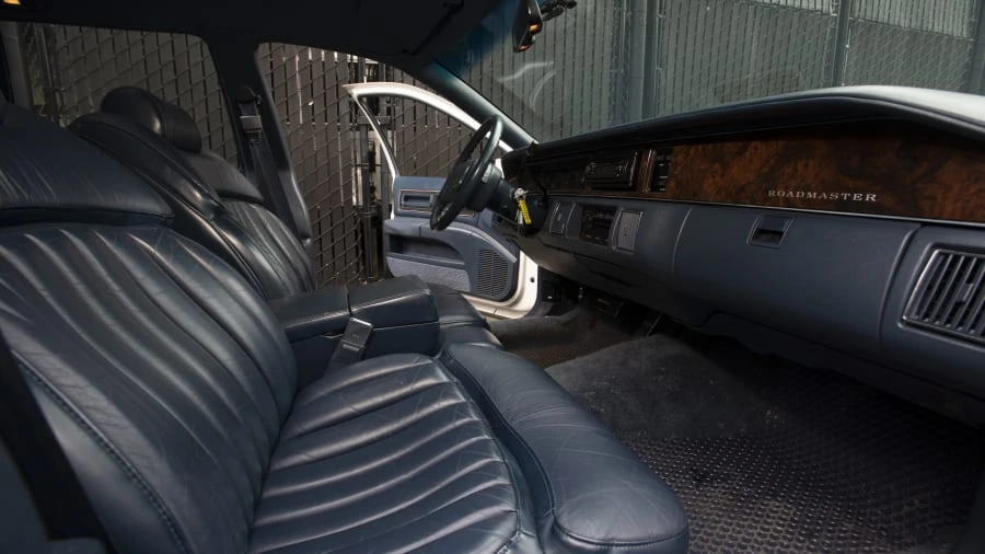 1992 Buick Roadmaster - Image 5 of 29