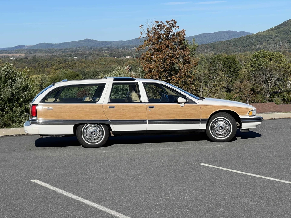 1992 Buick Roadmaster - Image 6 of 31