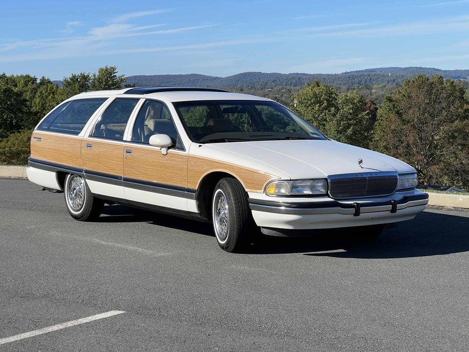 1992 Buick Roadmaster - Image 7 of 31