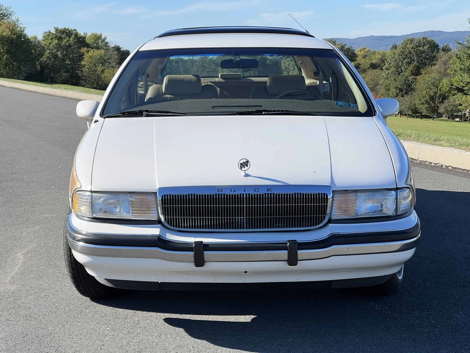 1992 Buick Roadmaster - Image 8 of 31