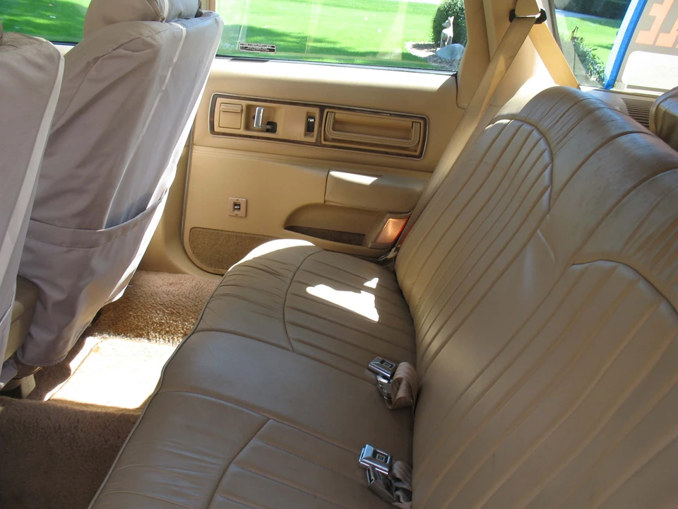 1992 Buick Roadmaster - Image 11 of 31